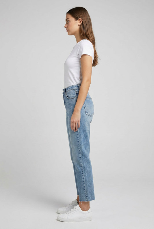 Women's Straight Leg Jeans